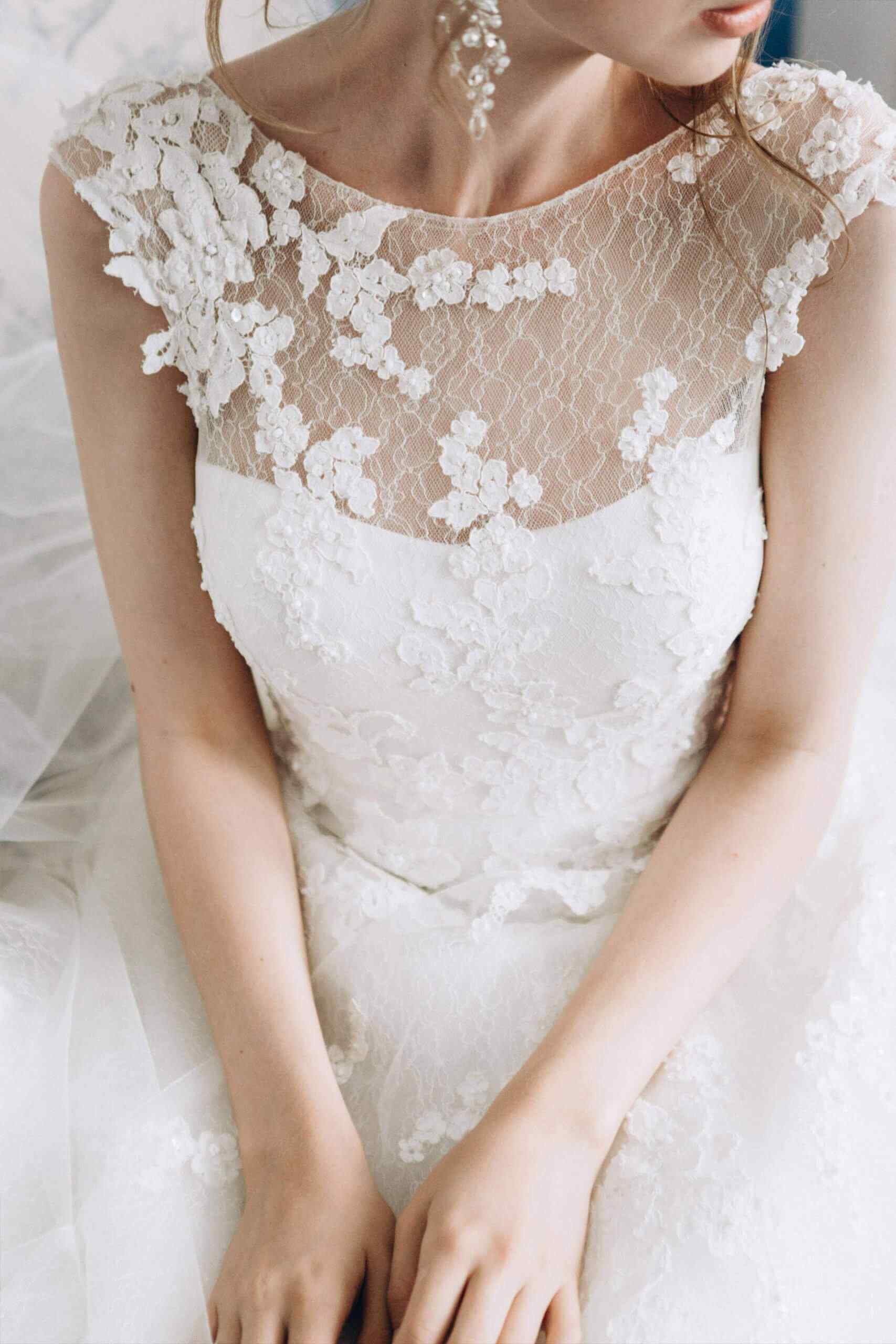 https://balanzar.mx/wp-content/uploads/2020/11/wedding_dress_02-scaled-1.jpg